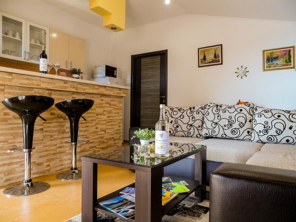 Apartments Miles Utjeha Kültér fotó