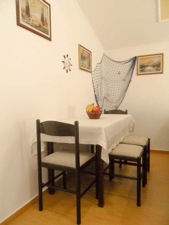 Apartments Miles Utjeha Kültér fotó