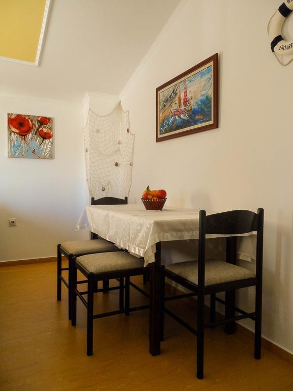 Apartments Miles Utjeha Kültér fotó